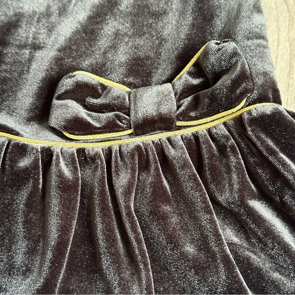 Baby Gap Black Velvet Party Holiday Dress With Gold Trim NWT Size 2 years - Picture 8 of 8